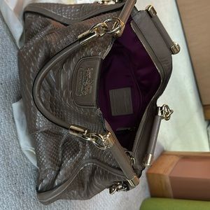 Women’s oversized Coach shoulder bag